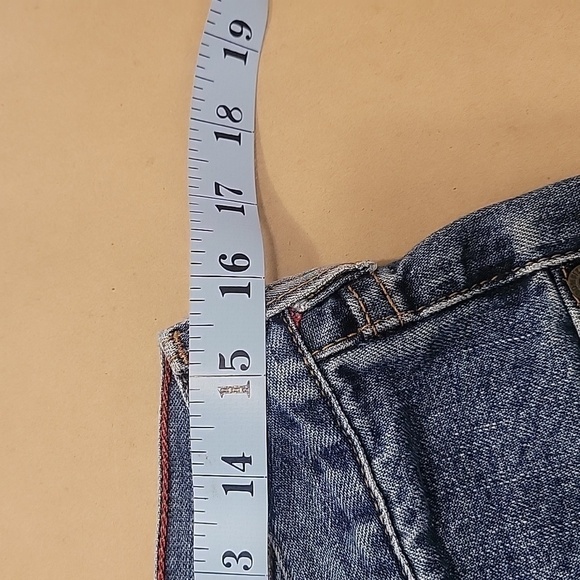 Abercrombie & Fitch 1892 Size 6, Vintage Cuffed Capri Jeans, Exc. Used Condition - Picture 4 of 15